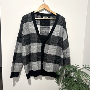 TNA Button Up V Neck Cardigan